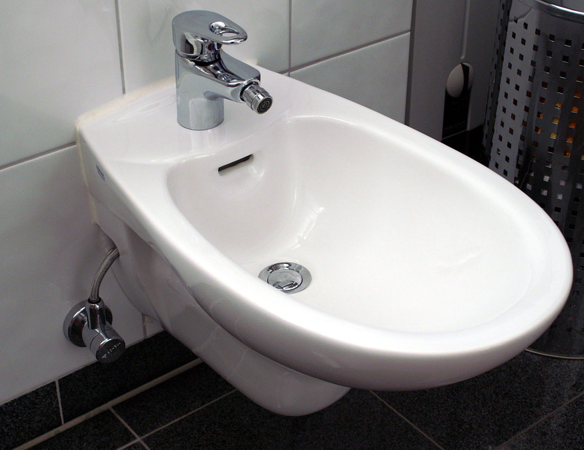 Bidet – Wikipedia inside Badezimmer Bd